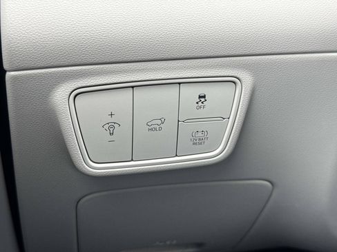 Certified 2024 Hyundai Tucson Limited AWD/4WD image 14
