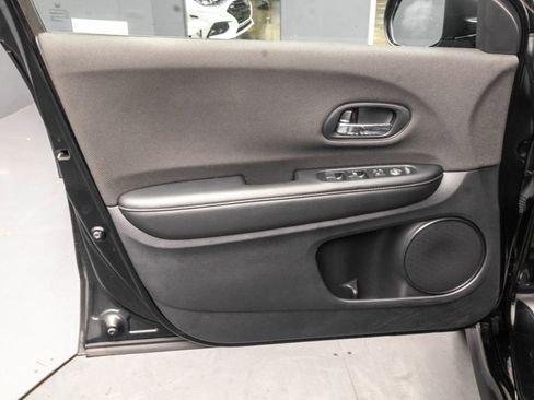 Used 2021 Honda HR-V Sport image 27