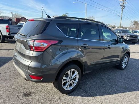 Used 2018 Ford Escape SEL image 12