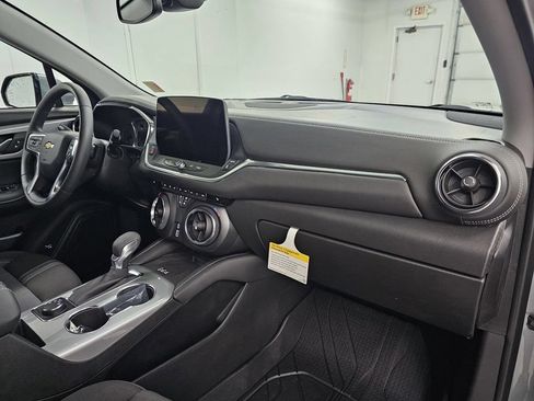 New 2026 Chevrolet Blazer LT AWD/4WD image 13