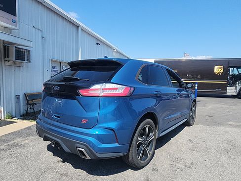 Used 2019 Ford Edge ST w/ Convenience Package AWD/4WD image 5