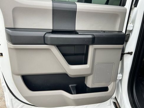 Used 2019 Ford F250 XL w/ STX Appearance Package image 16