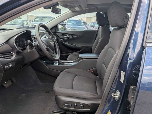 Used 2022 Chevrolet Malibu LT FWD image 13