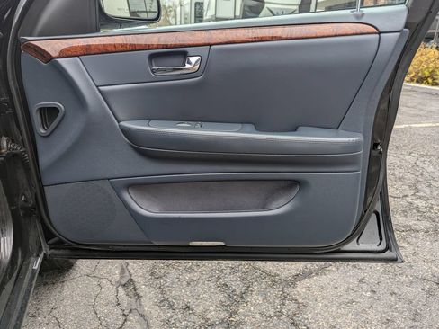 Used 2007 Cadillac DTS FWD image 23