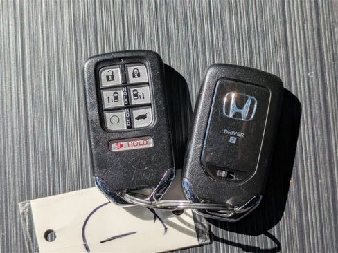 Used 2018 Honda Odyssey Elite image 36