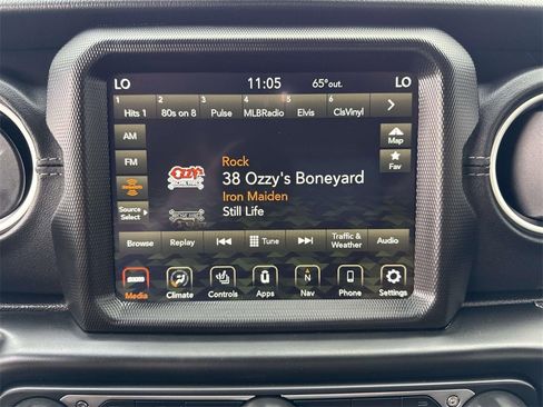 Used 2021 Jeep Wrangler Unlimited Sahara w/ Cold Weather Group image 17