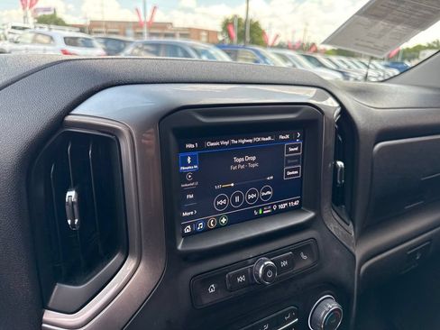 Used 2024 Chevrolet Silverado 1500 Custom w/ Turbomax Blackout Package RWD image 22