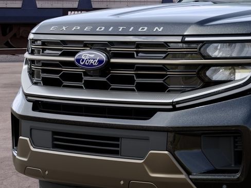 New 2027 Ford Expedition Max King Ranch RWD image 17