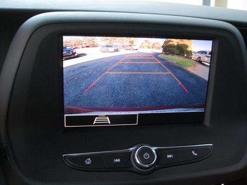 Used 2021 Chevrolet Camaro LS RWD image 28