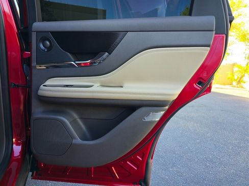 Used 2020 Lincoln Corsair Reserve w/ Equipment Group 201A FWD image 30
