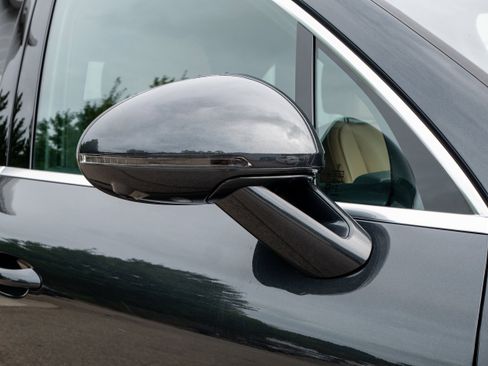 Used 2024 Porsche Macan S image 19