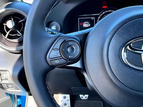 Used 2023 Toyota GR86 Premium image 26