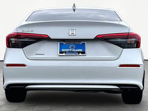 Used 2024 Honda Civic LX image 7