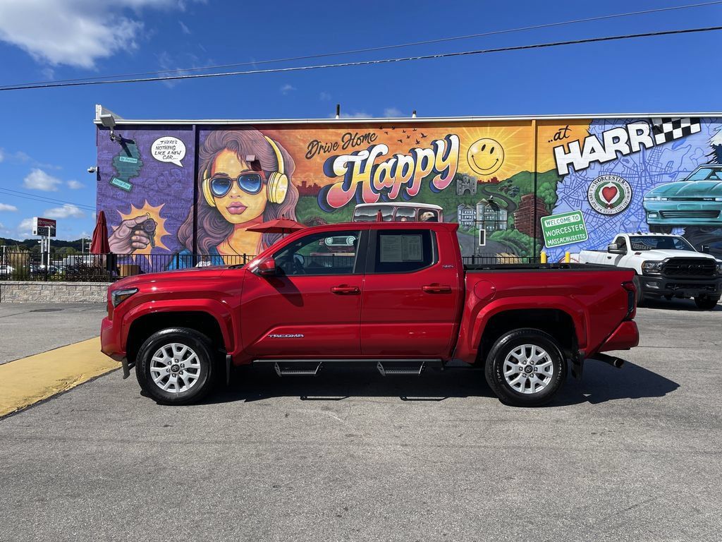 Used 2025 Toyota Tacoma SR5 AWD/4WD image 2