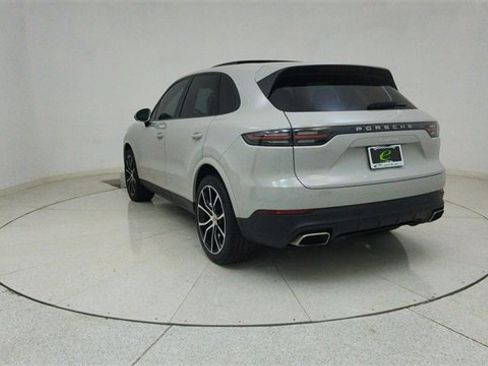 Used 2022 Porsche Cayenne image 67