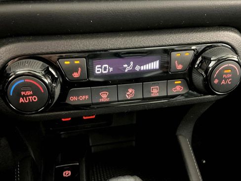 Used 2024 Nissan Kicks SR w/ SR Premium Package FWD image 35