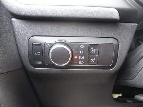 Used 2023 Ford Escape ST-Line w/ Tech Pack #1 AWD/4WD image 23