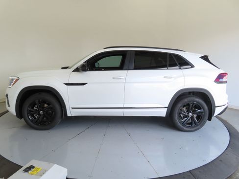 New 2026 Volkswagen Atlas Cross Sport SEL R-Line AWD/4WD image 8