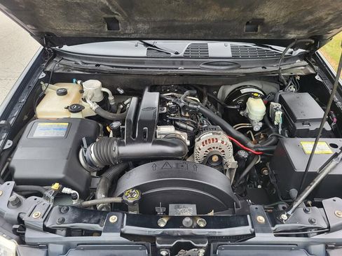 Used 2007 GMC Envoy Denali image 27