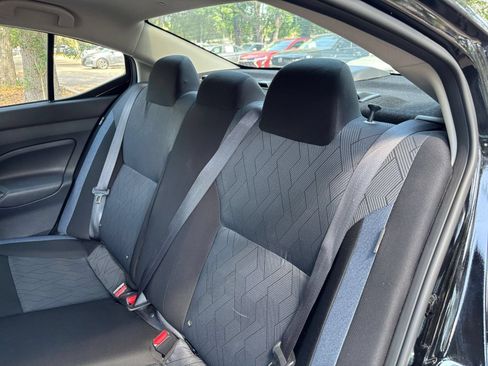 Used 2025 Nissan Versa SV FWD image 36