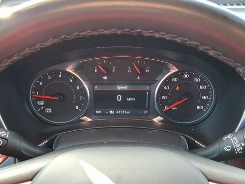 Used 2023 Chevrolet Equinox Premier FWD image 20