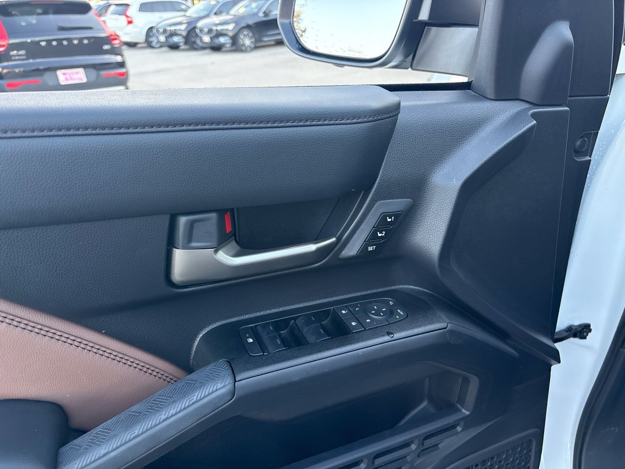 Used 2026 Toyota 4Runner Limited AWD/4WD image 16