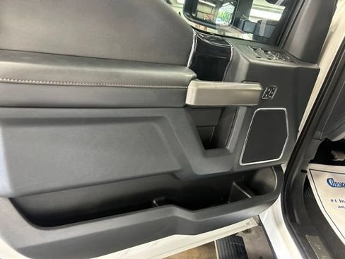 Used 2022 Ford F350 Platinum AWD/4WD image 11
