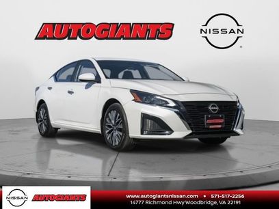 Used 2023 Nissan Altima 2.5 SV w/ SV Premium Package