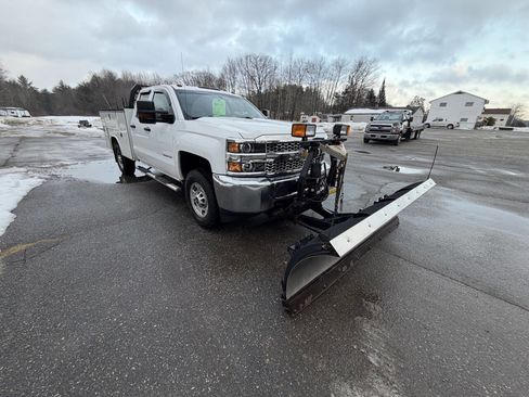 Used 2019 Chevrolet Silverado 2500 W/T w/ WT Convenience Package image 6