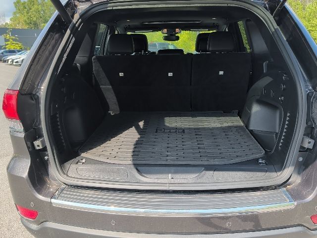 Used 2021 Jeep Grand Cherokee Limited w/ Trailer Tow Group IV AWD/4WD image 4