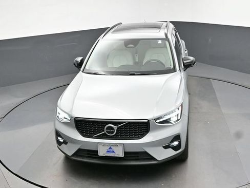 Used 2024 Volvo XC40 B5 Plus w/ Climate Package AWD/4WD image 45