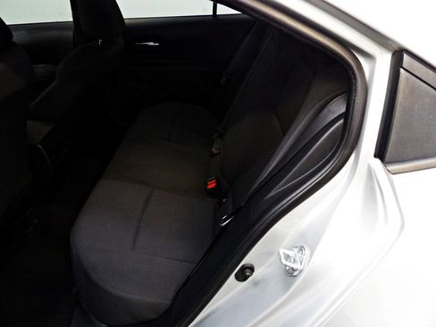 Used 2021 Toyota Corolla LE FWD image 10