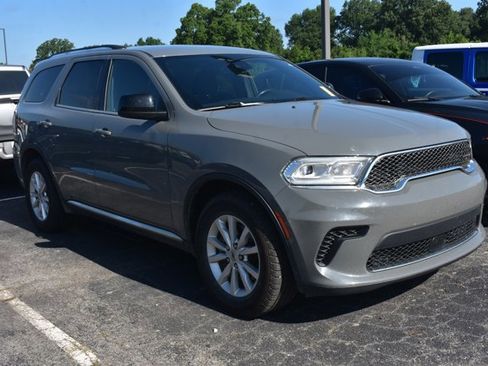 Used 2023 Dodge Durango SXT Launch Edition RWD image 3