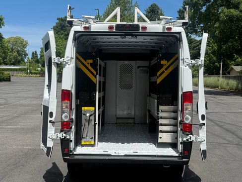 Used 2023 RAM ProMaster 2500 FWD image 22