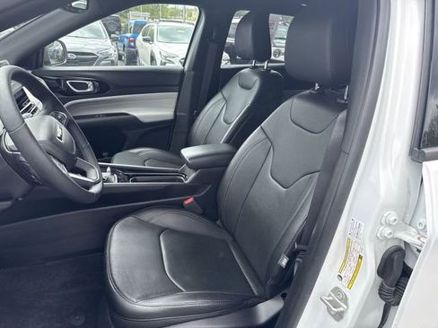 Used 2024 Jeep Compass Limited w/ Elite Group AWD/4WD image 15