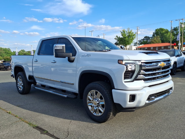 New 2026 Chevrolet Silverado 2500 High Country w/ Technology Package AWD/4WD image 2