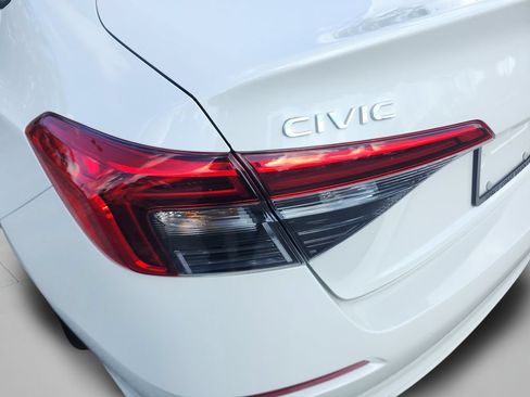 Certified 2023 Honda Civic EX image 15