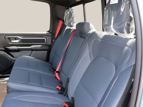 New 2026 RAM 1500 4x4 Crew Cab image 17