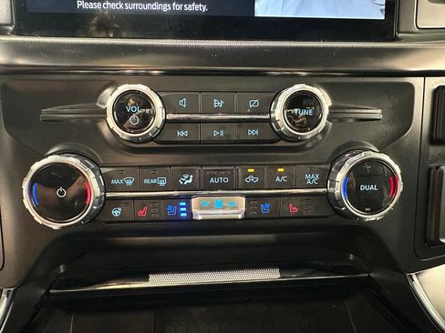 Used 2022 Ford F150 Platinum w/ Max Trailer Tow Package AWD/4WD image 36
