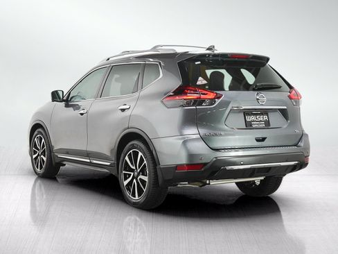 Used 2020 Nissan Rogue SL w/ Premium Package FWD image 3