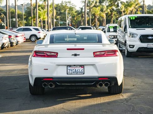 Used 2017 Chevrolet Camaro SS RWD image 5