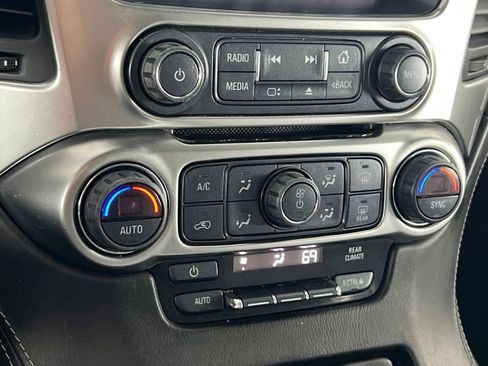 Used 2019 Chevrolet Tahoe LS w/ Enhanced Driver Alert Package AWD/4WD image 29