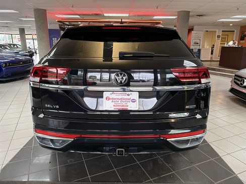 Used 2020 Volkswagen Atlas Cross Sport SEL R-Line image 7