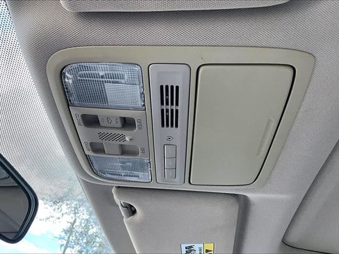 Used 2016 Honda Accord EX image 31