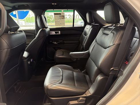 Used 2023 Ford Explorer ST w/ Equipment Group 401A AWD/4WD image 13