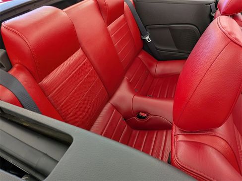 Used 2006 Ford Mustang GT image 27