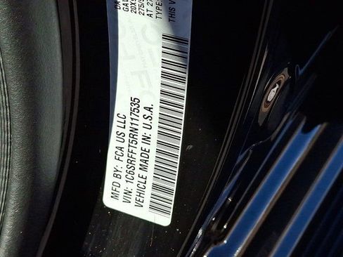 Certified 2024 RAM 1500 Big Horn AWD/4WD image 32