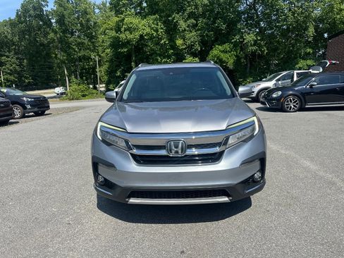 Used 2021 Honda Pilot Touring image 2