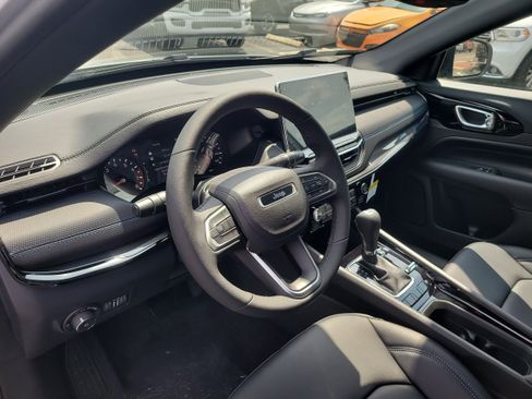 New 2026 Jeep Compass Limited AWD/4WD image 14