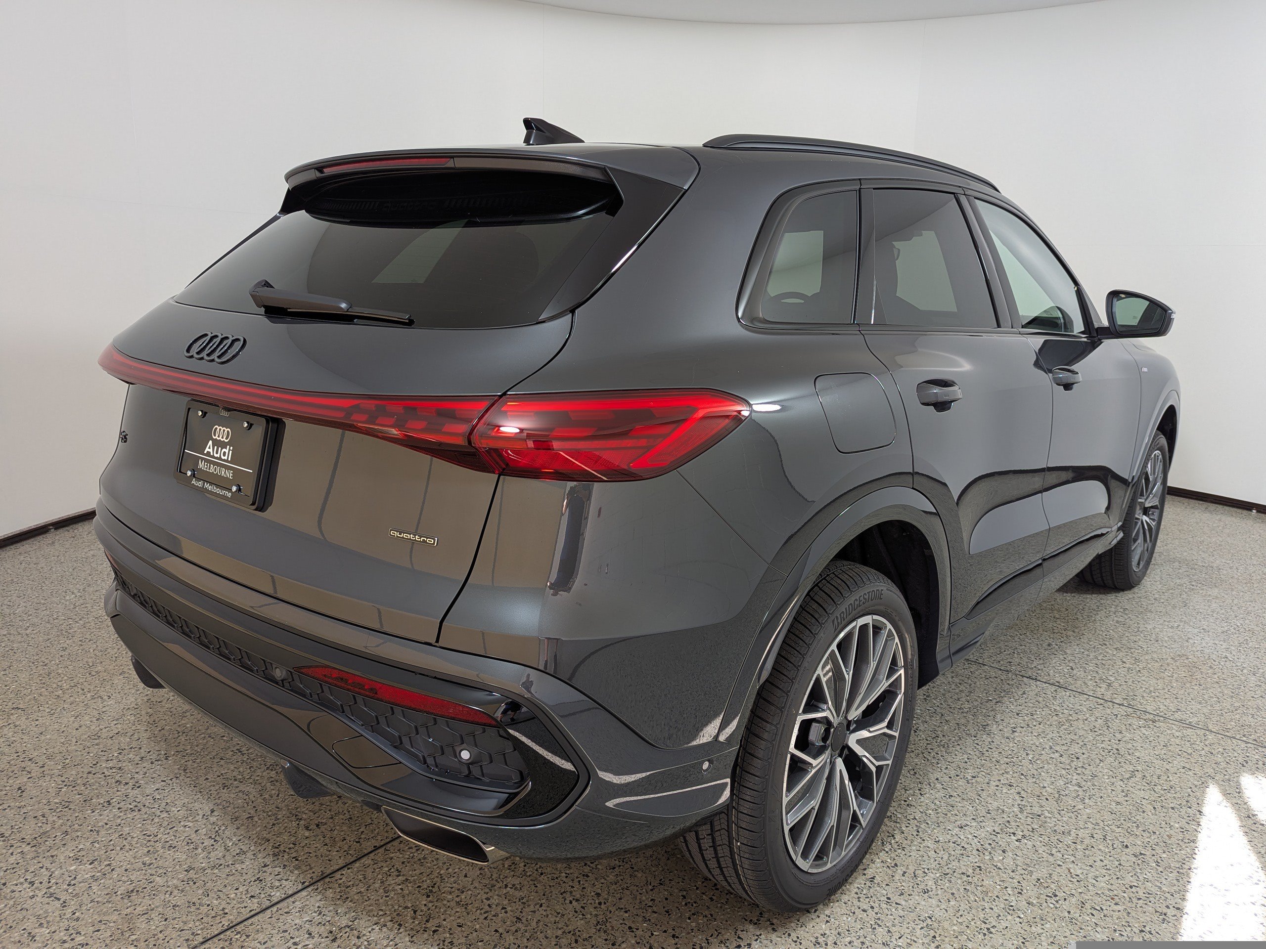 New 2026 Audi Q5 Premium Plus AWD/4WD image 7